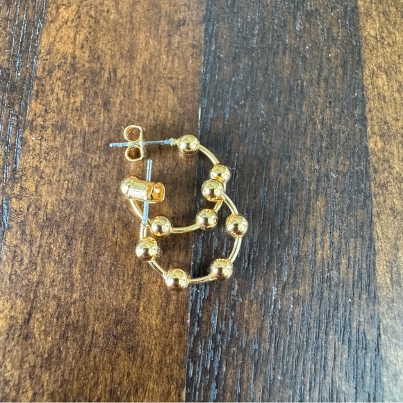 NWOT! J. Crew Elegant Bow and Hoop Gold and Diamond Earrings Set - Picture 3 of 6